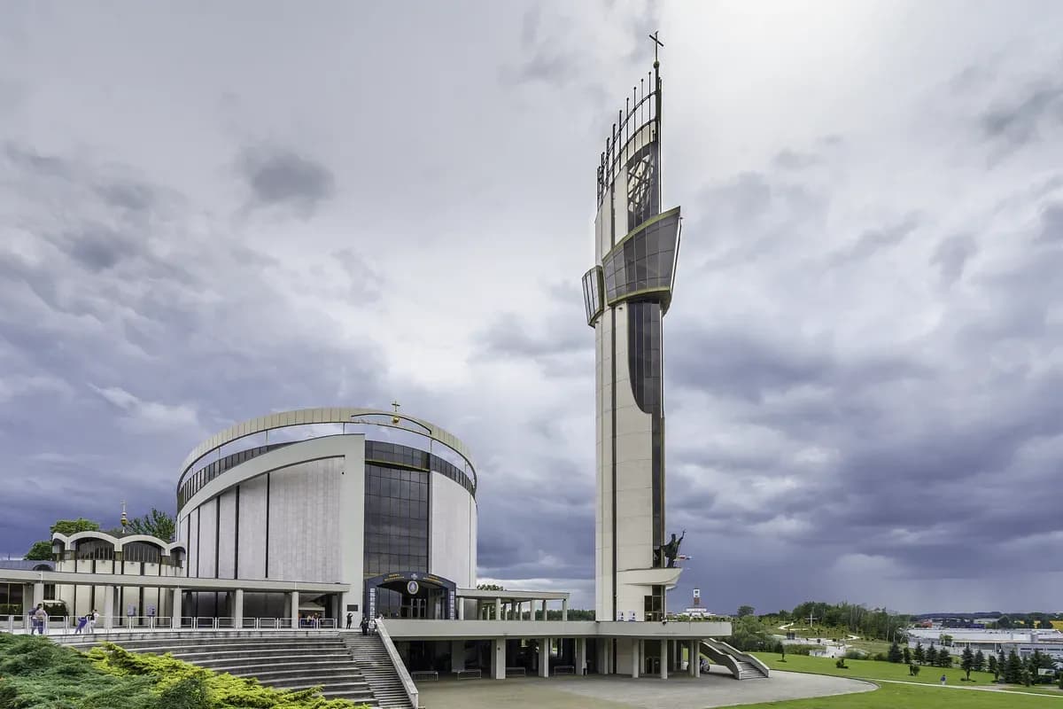 Sanktuarium Bożego Miłosierdzia w Krakowie - historia, duchowość i pielgrzymki