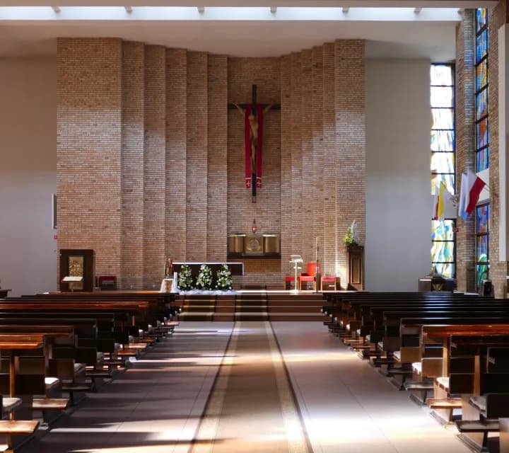 Sanktuarium Miłosierdzia Bożego w Poznaniu: godziny mszy i dojazd na Sobieskiego